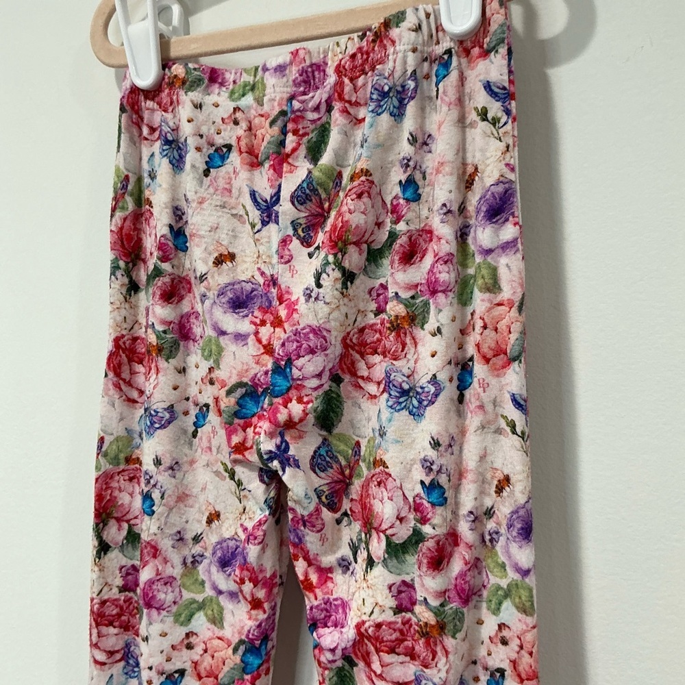 KIDS: Posh Peanut Classic Flower Butterfly Pajama Set - Picture 5 of 7